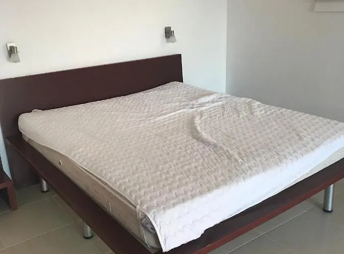 Sun Village Villa 13 * Bjała